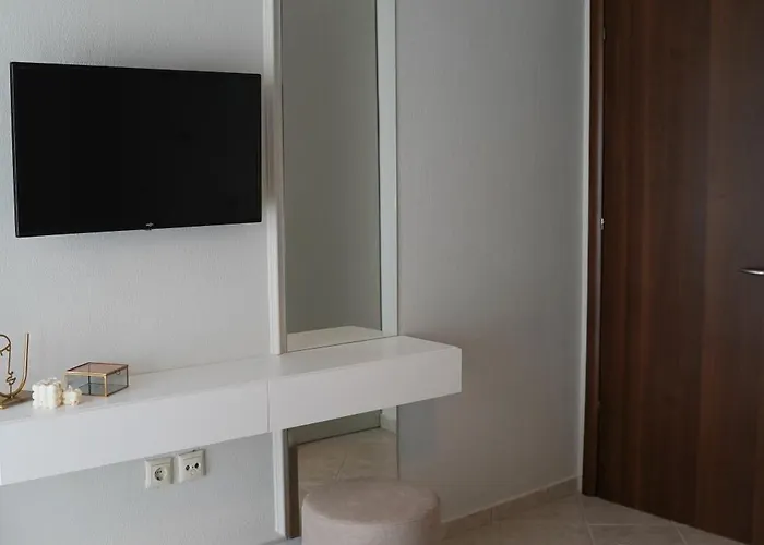 Grand View Meteora קאלאבאקה